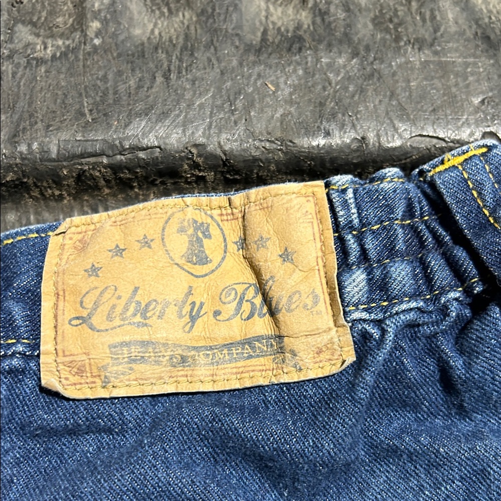 Men's Blue Jean Shorts - Picture 4 of 4